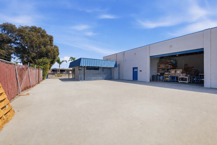 More Photos Of 1433 Arundell Ave, Ventura Manufacturing For Sale