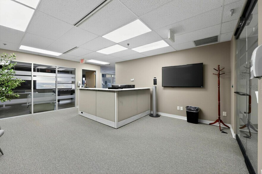 More Photos Of 400 TechneCenter Dr, Milford Office For Sale