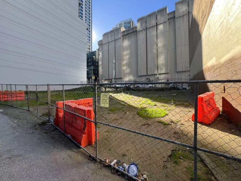 More Photos Of 325 Fremont St, San Francisco Land For Sale