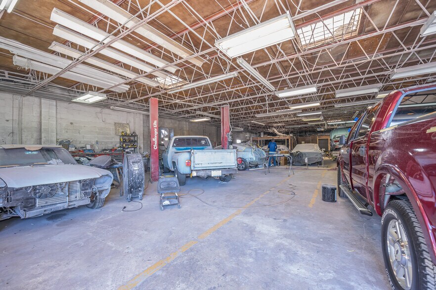 More Photos Of 1018 Orange St, Titusville Warehouse For Sale