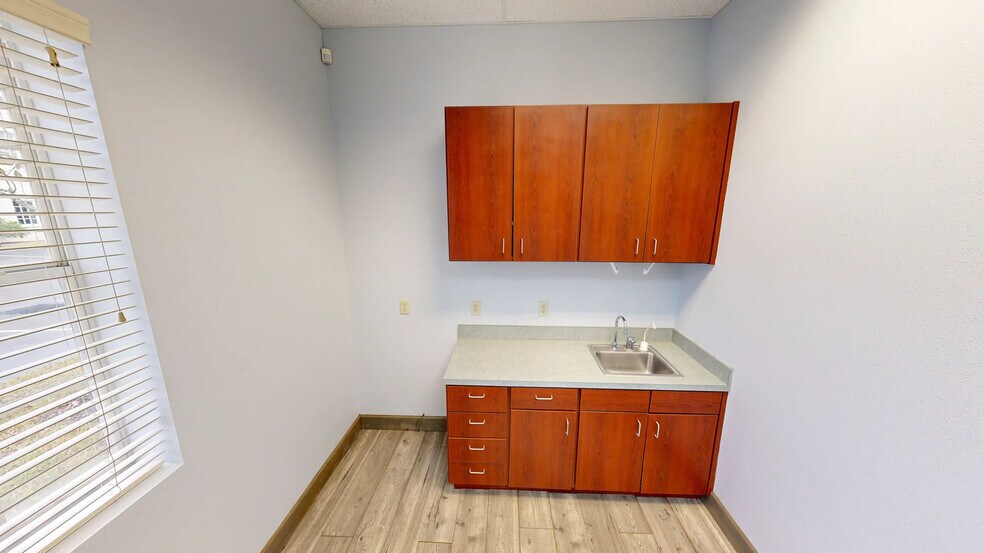 More Photos Of 6790 New Tampa Hwy, Lakeland Unknown For Lease