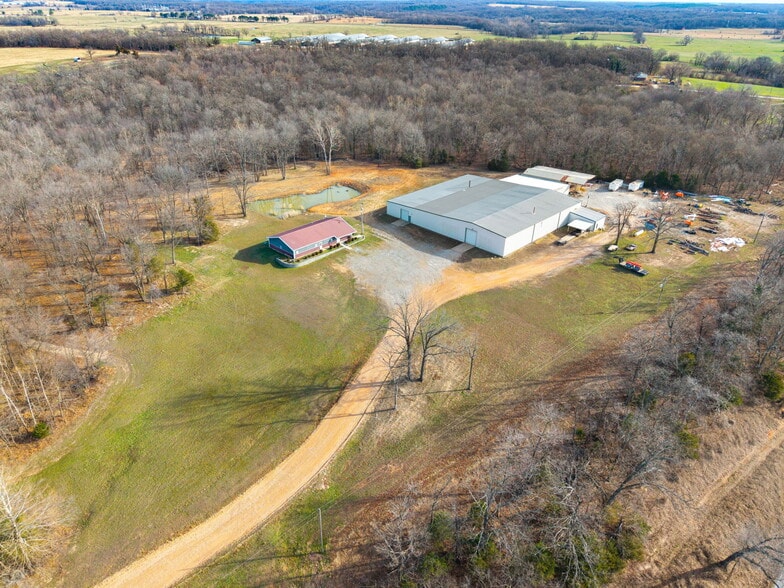 More Photos Of 23044 Honey Creek Rd, Sulphur Springs Distribution For Sale