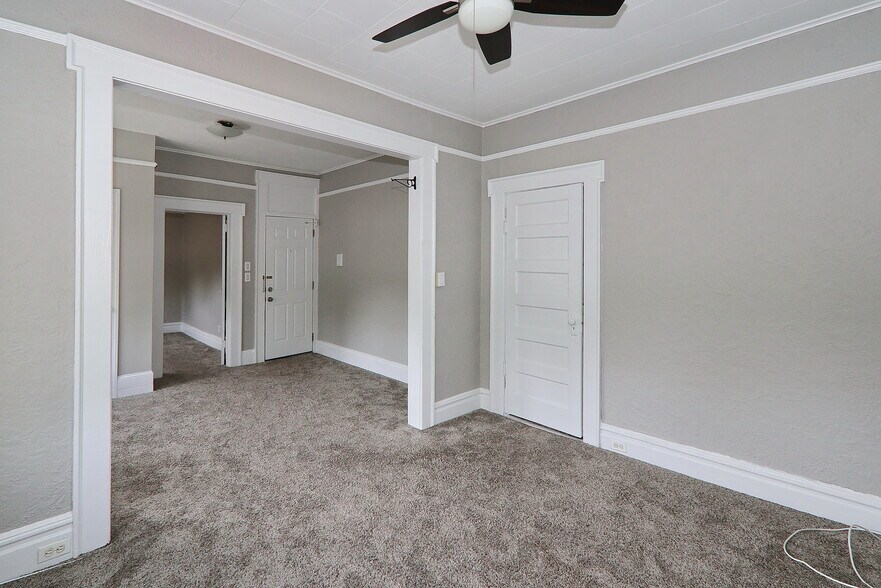 More Photos Of 171 Maplewood Ave, Maplewood Storefront Retail Residential For Sale