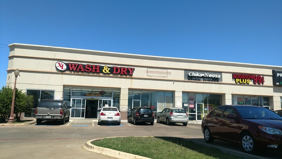 More Photos Of 9203 Skillman St, Dallas General Retail For Lease