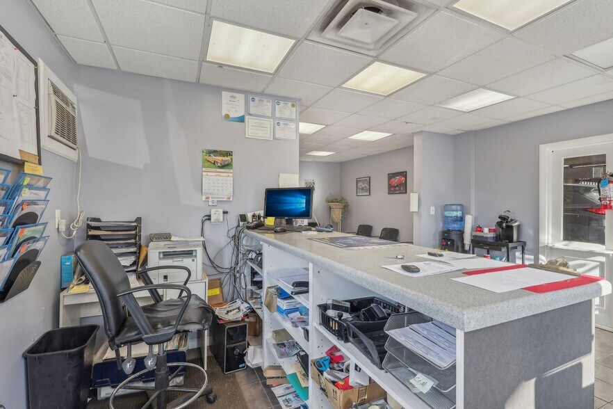 More Photos Of 1741 Princeton Ave, Lawrence Auto Repair For Sale