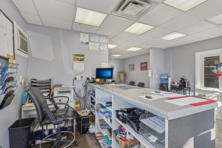 More Photos Of 1741 Princeton Ave, Lawrence Township Mercer Auto Repair For Sale