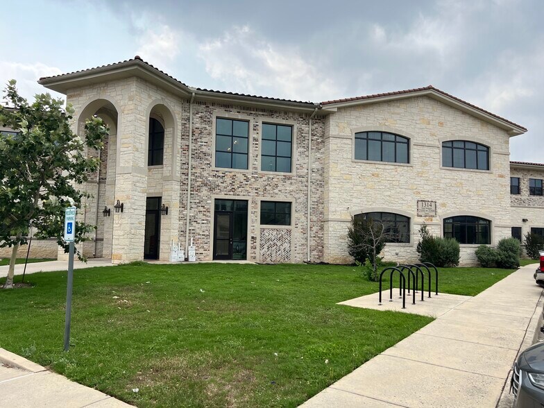 More Photos Of 1314 E Sonterra Blvd, San Antonio Medical For Sale