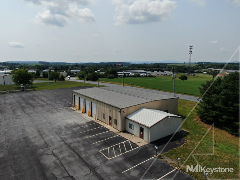 Primary Photo Of 27 Feick Industrial Dr, Hamburg Manufacturing For Lease