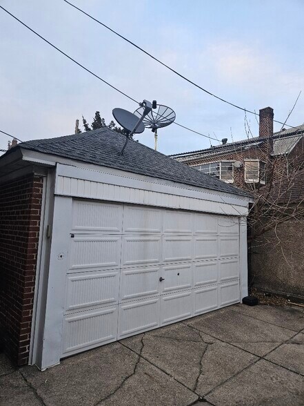 More Photos Of 3733 75th St, Jackson Heights Apartments For Sale