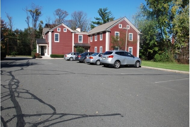 More Photos Of 238 W Delaware Ave, Pennington Office For Lease