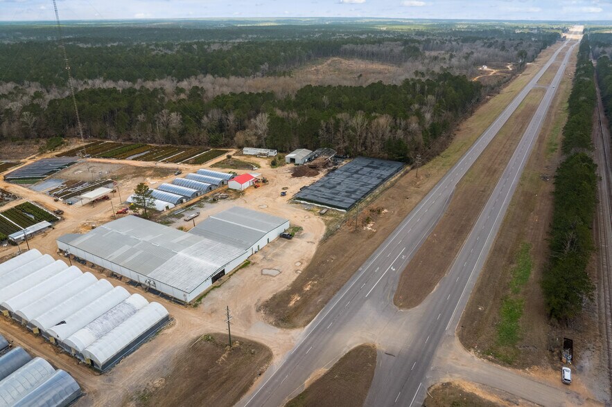 More Photos Of 10462 Hwy 165 S, Forest Hill Warehouse For Sale