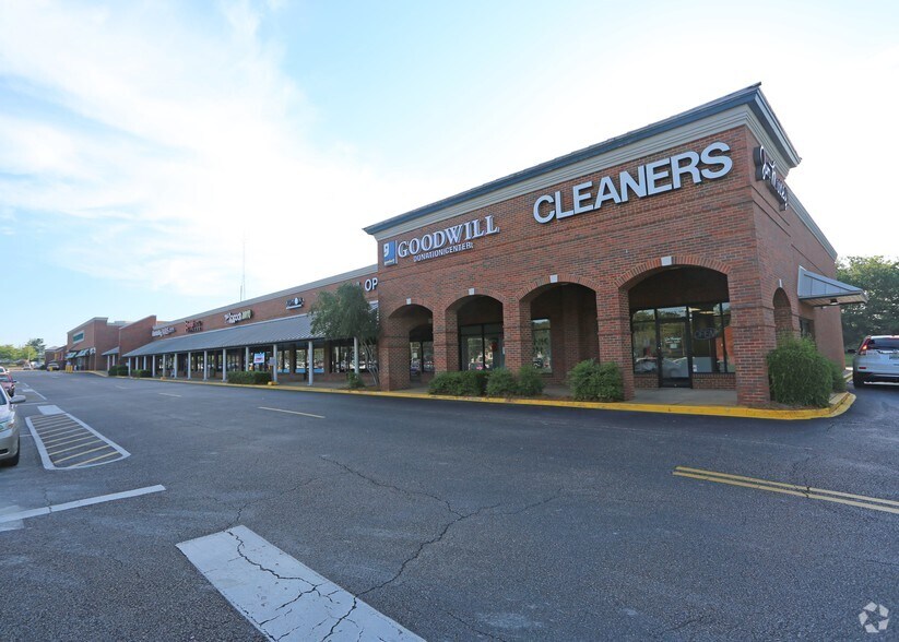 More Photos Of 1605-1663 Perry Hill Rd, Montgomery Freestanding For Lease