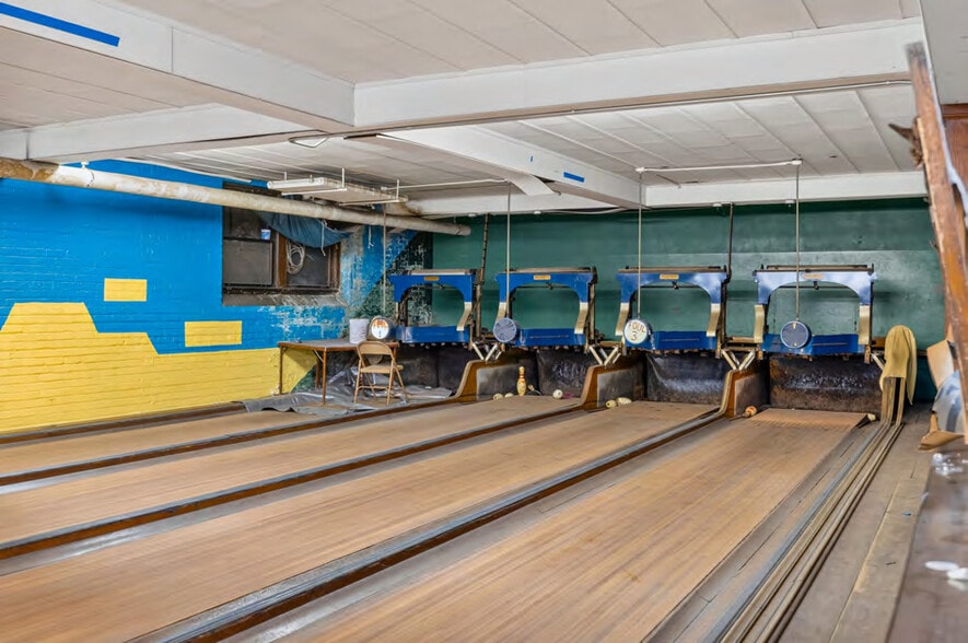 More Photos Of , Detroit Specialty For Sale