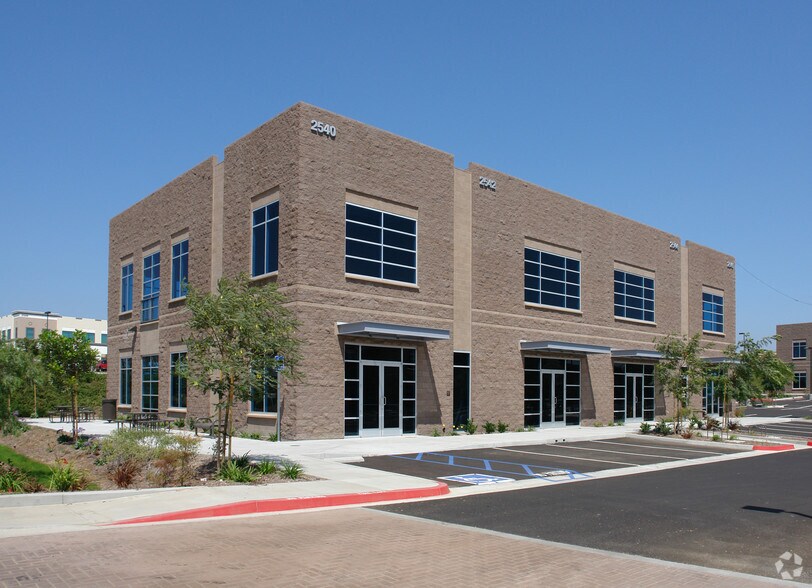 More Photos Of 2540-2546 Gateway Rd, Carlsbad Unknown For Lease
