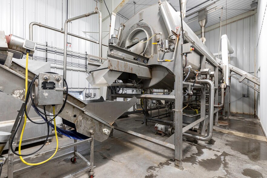 More Photos Of 1323 Towpath Rd, Port Byron Refrigeration Cold Storage For Lease