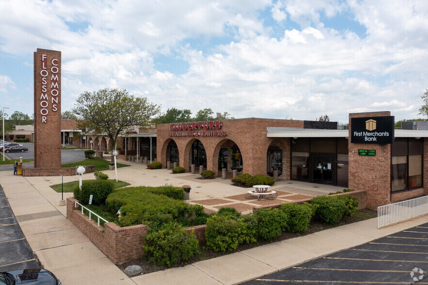 More Photos Of 3235-3345 Vollmer Rd, Flossmoor Unknown For Lease