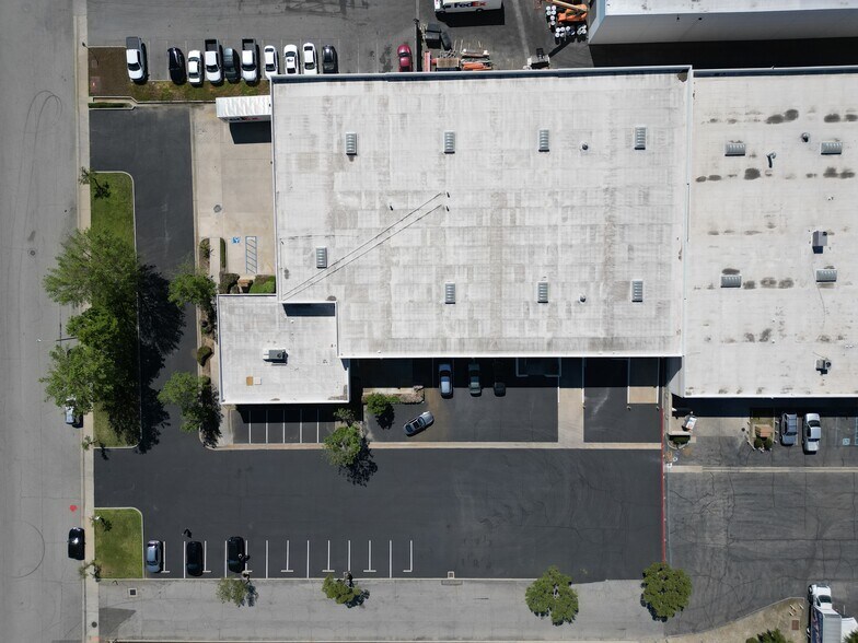 More Photos Of 5517 Ayon Ave, Irwindale Warehouse For Sale