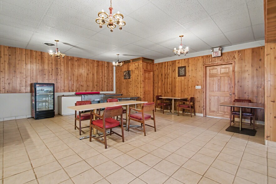 More Photos Of 7540 5th St, New Auburn Bar For Sale