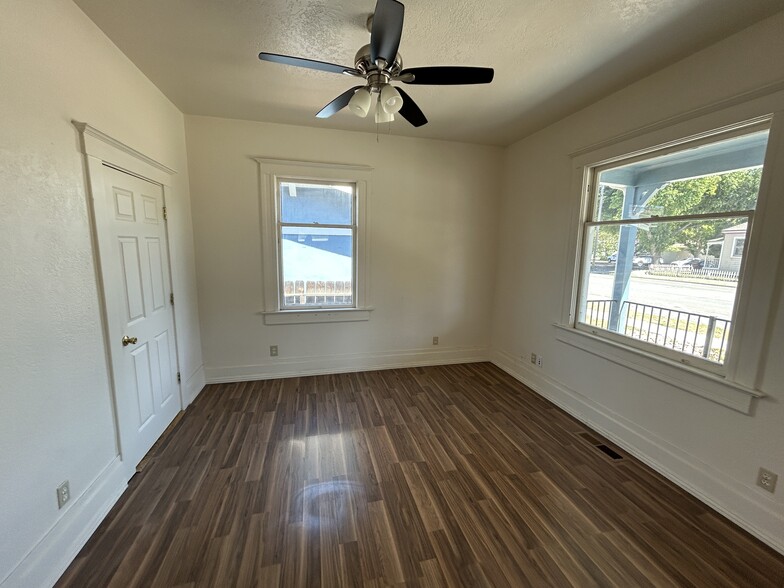 More Photos Of 53 W 9th St, Tracy Office For Lease