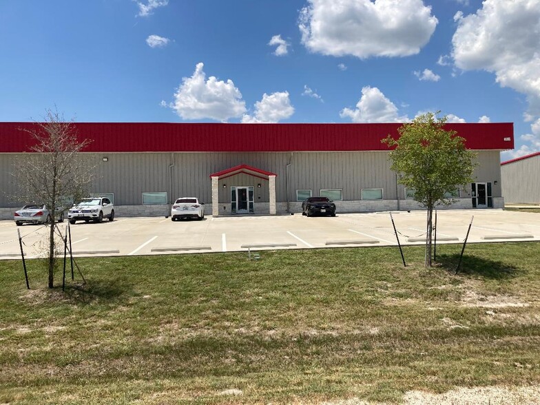 Primary Photo Of 8413 Parameter Ct, College Station Manufacturing For Lease