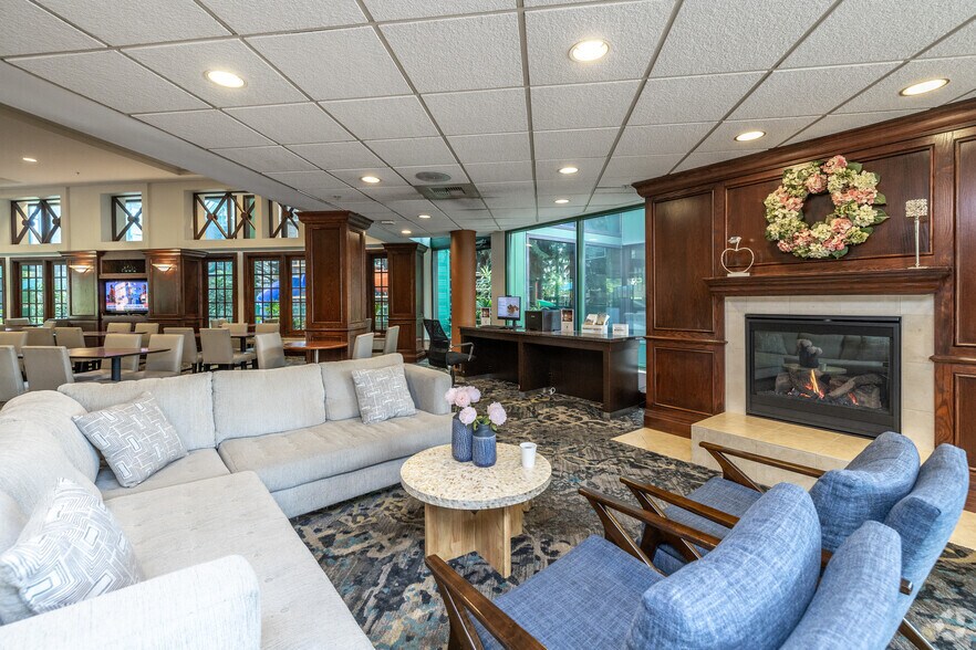 More Photos Of 3400 Edinborough Way, Edina Hotel For Sale