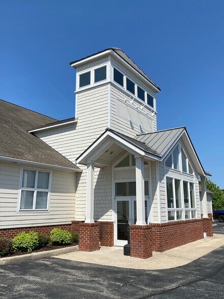 More Photos Of 1509 W 3rd St, Farmville Medical For Lease