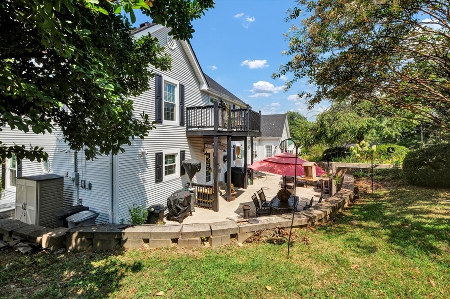 More Photos Of 110 Holy Cross Rd, Loretto Hospitality For Sale