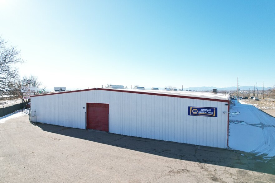 More Photos Of 8777 Brighton Rd, Henderson Warehouse For Lease