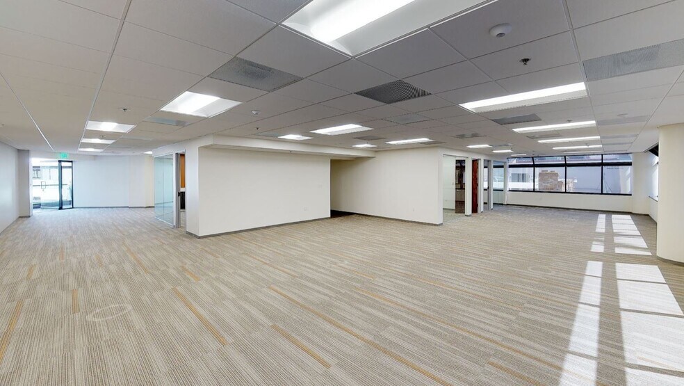 More Photos Of 7825 Fay Ave, La Jolla Office For Lease