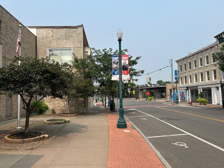 More Photos Of 214 State St, Schenectady Office For Lease