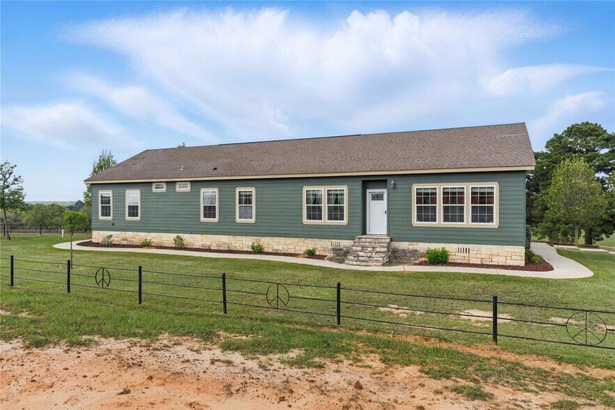 More Photos Of 2792 FM 535, Rosanky Land For Sale