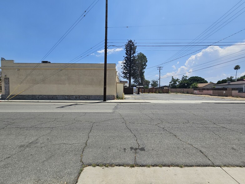 More Photos Of 300 E Main St, San Jacinto Lodge Meeting Hall For Sale