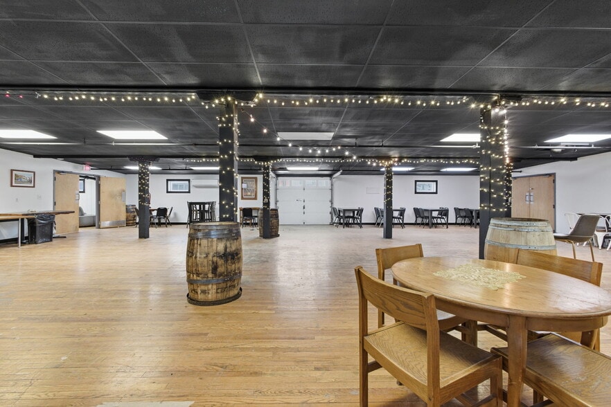 More Photos Of 2 Chapel St, Honesdale Flex For Lease