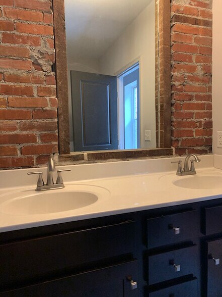 More Photos Of , Harrisburg Multifamily For Sale