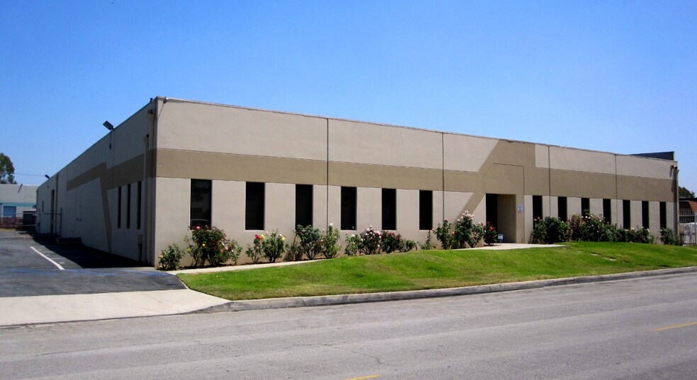 Primary Photo Of 10036 Freeman Ave, Santa Fe Springs Manufacturing For Lease