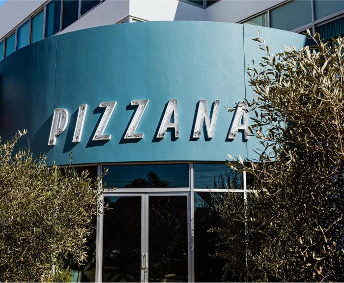 Primary Photo Of 4720 Lincoln Blvd, Marina Del Rey General Retail For Lease