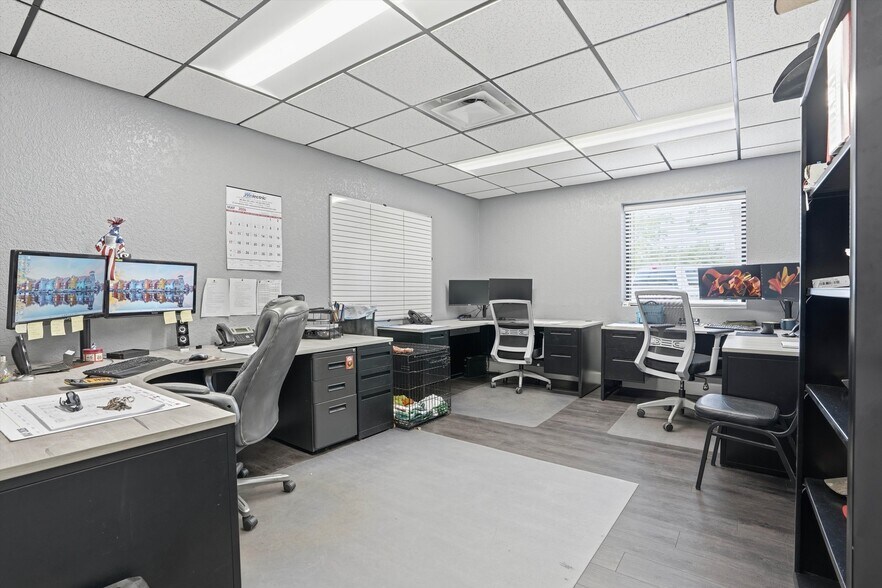 More Photos Of 3508 Lenox Ave, Jacksonville Office For Lease