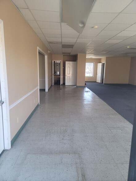 More Photos Of 321 West Ave, Cedartown Office Residential For Sale