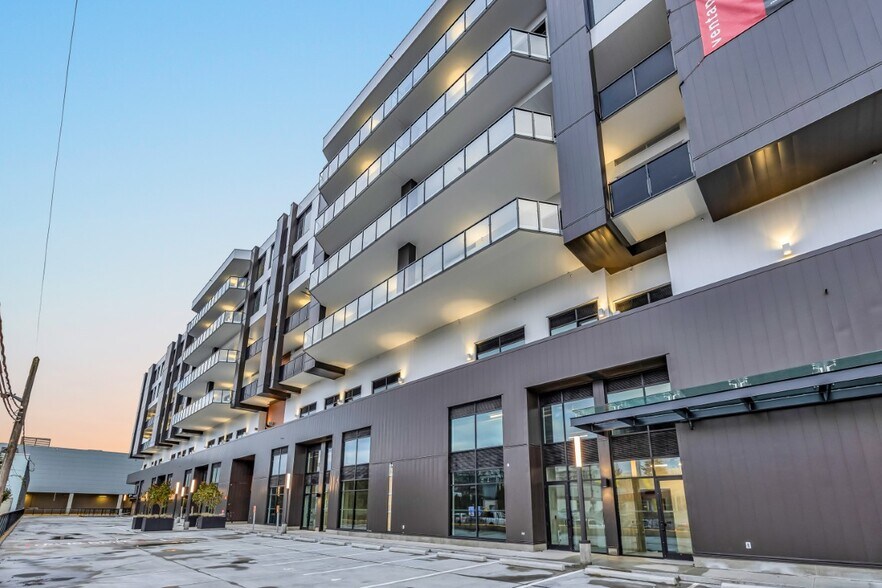 More Photos Of 8250 Manitoba St, Vancouver Flex For Sale