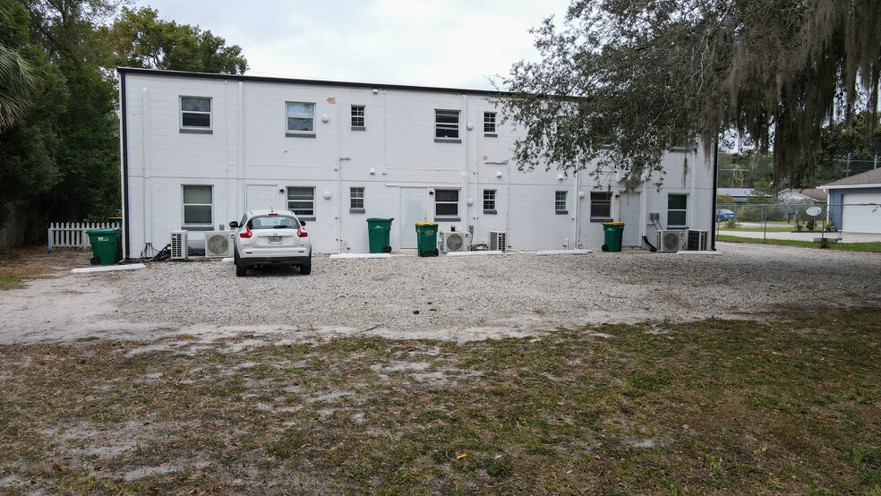 More Photos Of 1110 Bates Ave, Eustis Apartments For Sale
