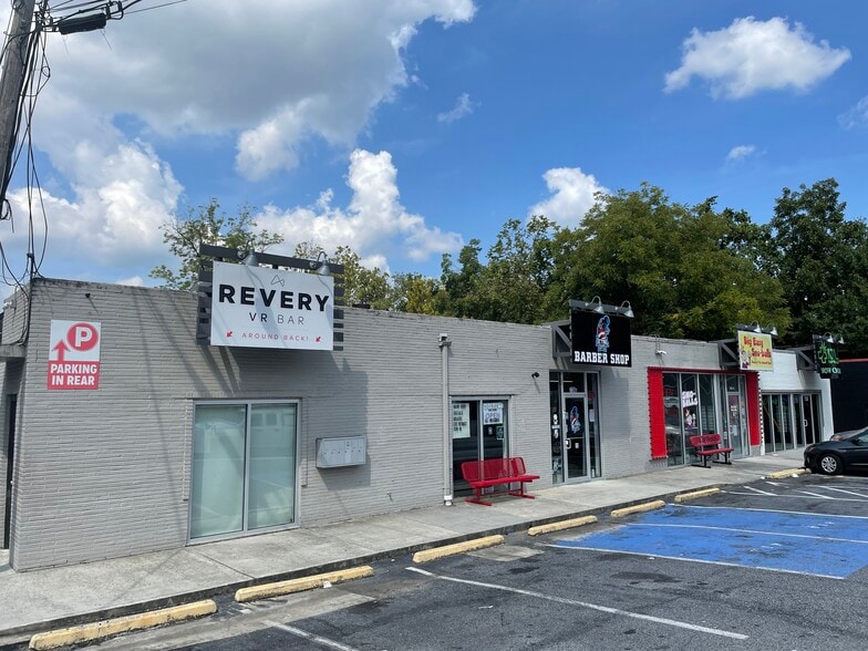 More Photos Of 728 Monroe Dr NE, Atlanta Storefront Retail Office For Lease