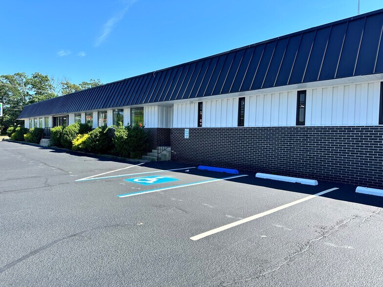 Primary Photo Of 701 W Delilah Rd, Pleasantville Warehouse For Lease