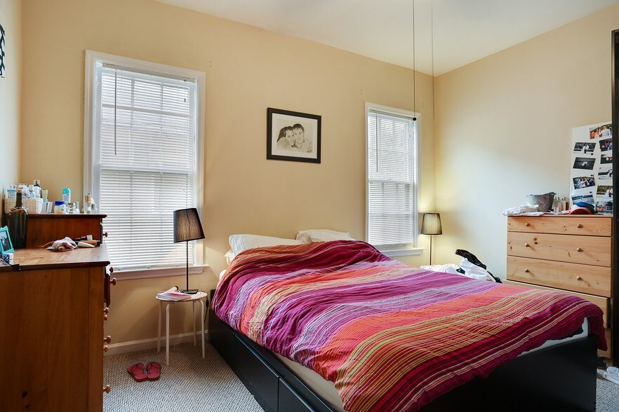 More Photos Of 323 4th St NE, Atlanta Apartments For Sale