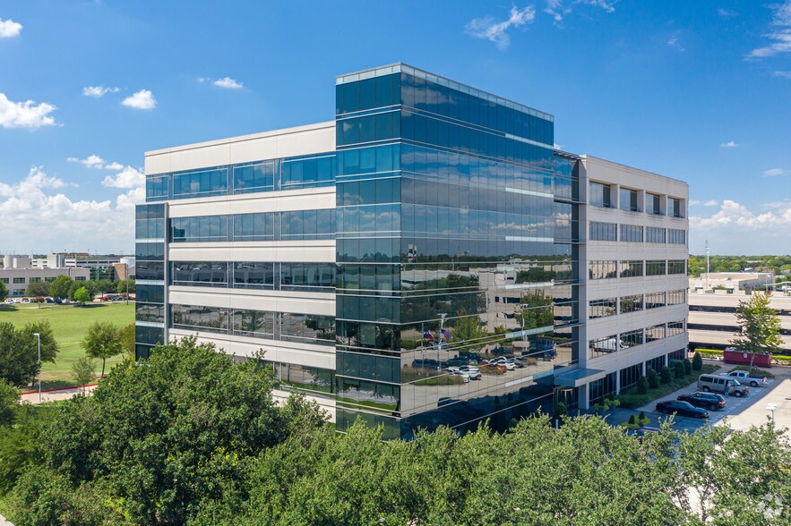More Photos Of 6002 Rogerdale Rd, Houston Office For Sale