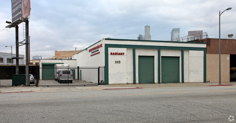 More Photos Of 365-369 S Central Ave, Los Angeles Warehouse For Lease