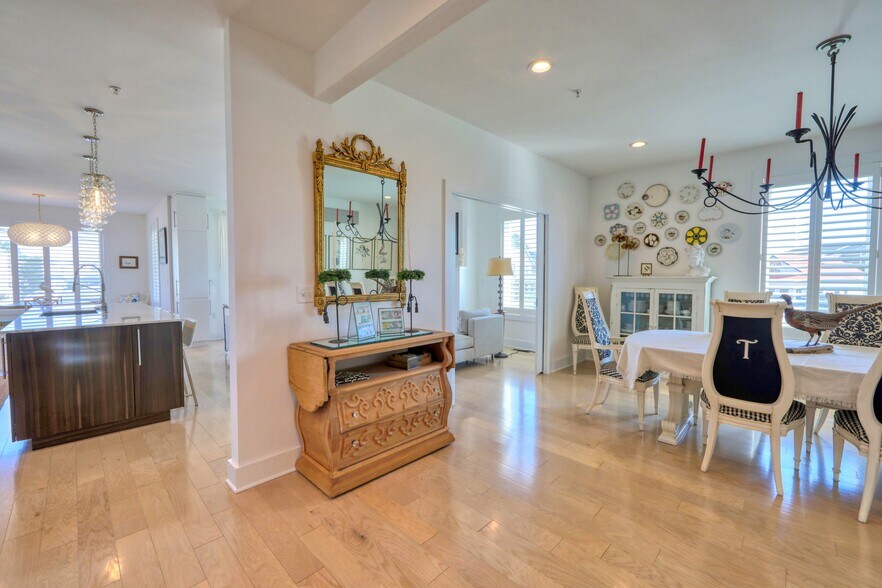 More Photos Of 205 E Savannah Rd, Lewes Specialty For Sale