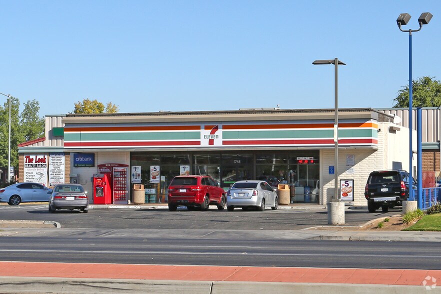 More Photos Of 1784 W Shaw Ave, Fresno Convenience Store For Sale