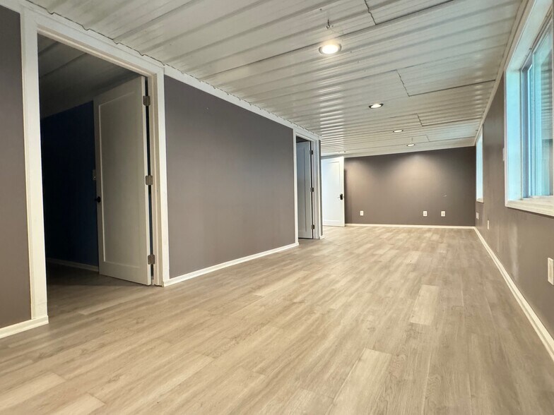 More Photos Of 7 Canaan Rd, Waymart Auto Repair For Sale