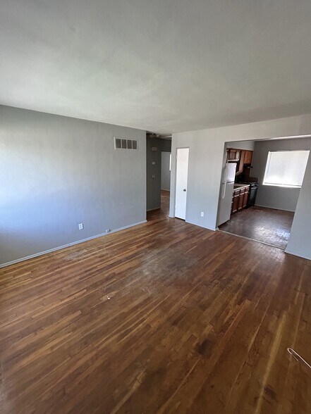 More Photos Of 1209 Chambers Rd, Ferguson Apartments For Sale