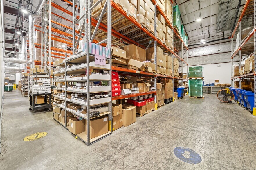 More Photos Of 8816 Cullen Ln, Austin Warehouse For Sale